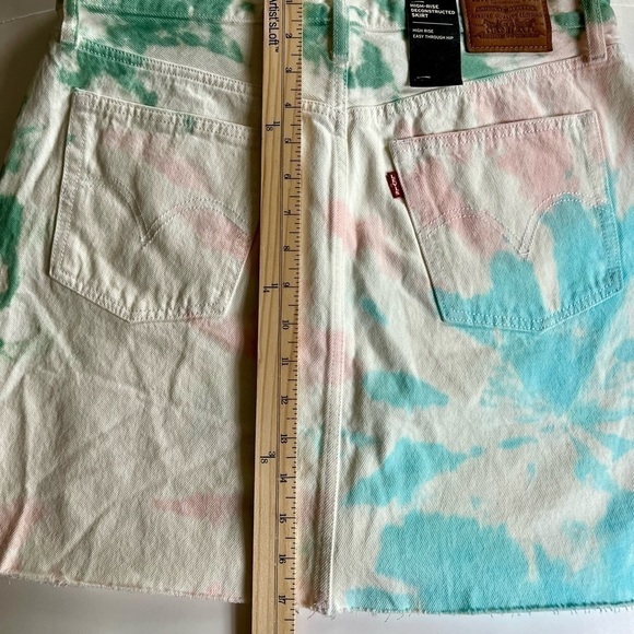 NWT Levi’s Button Fly High Rise Deconstructed Y2K  80s 90s Tie Dye Skirt Size 31 - Picture 9 of 12